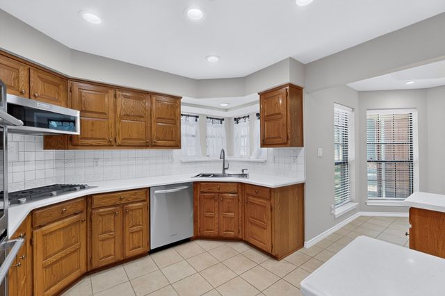 4431 Silverthorn Drive, Mesquite, TX 75150