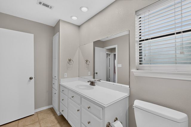 4431 Silverthorn Drive, Mesquite, TX 75150