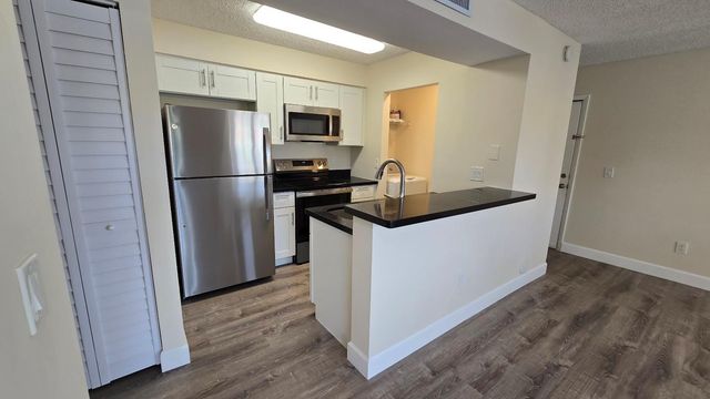 1259 SW 46th Avenue 1907, Pompano Beach, FL 33069