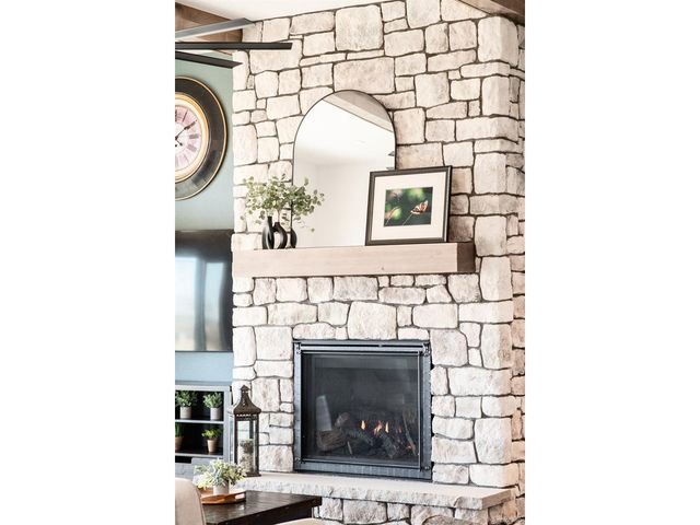 1427 Swan Peter Dr, Berthoud, CO 80513