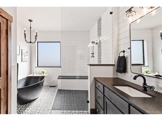 1427 Swan Peter Dr, Berthoud, CO 80513