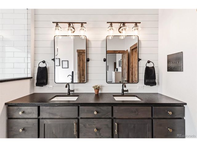 1427 Swan Peter Dr, Berthoud, CO 80513