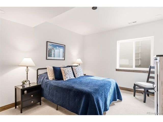 1427 Swan Peter Dr, Berthoud, CO 80513