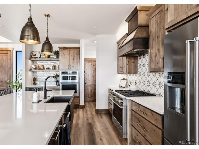 1427 Swan Peter Dr, Berthoud, CO 80513