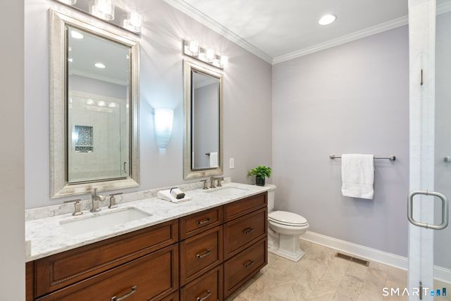 5 Abbottsford 5, Avon, CT 06001