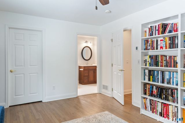 5 Abbottsford 5, Avon, CT 06001