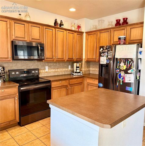 6667 Big Leaf Lane, Colorado Springs, CO 80927