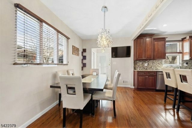 520 Prospect Pl, Lyndhurst Twp., NJ 07071
