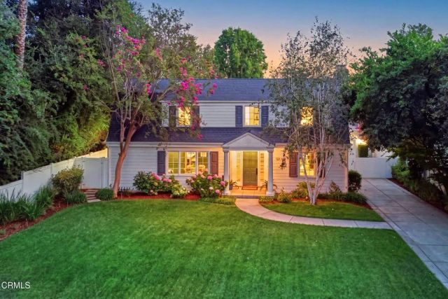 1274 New York Drive, Altadena, CA 91001