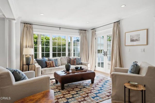 1274 New York Drive, Altadena, CA 91001