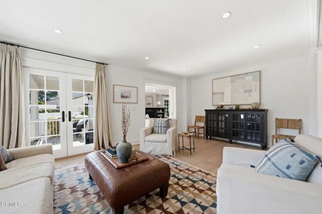 1274 New York Drive, Altadena, CA 91001