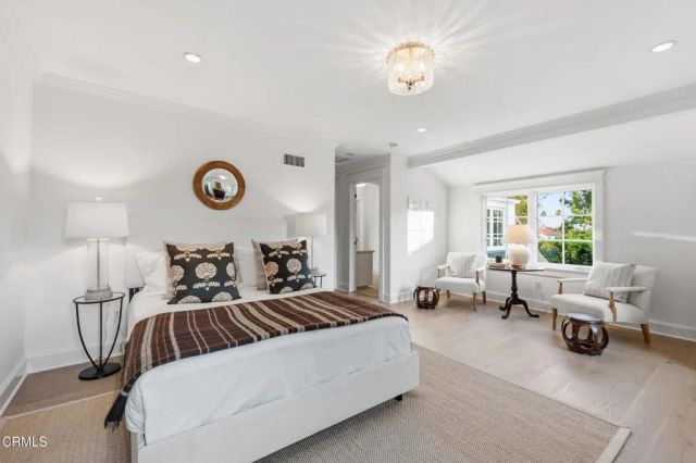 1274 New York Drive, Altadena, CA 91001