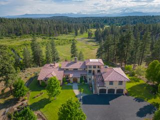 16465 Suntree Lane, Sisters, OR 97759