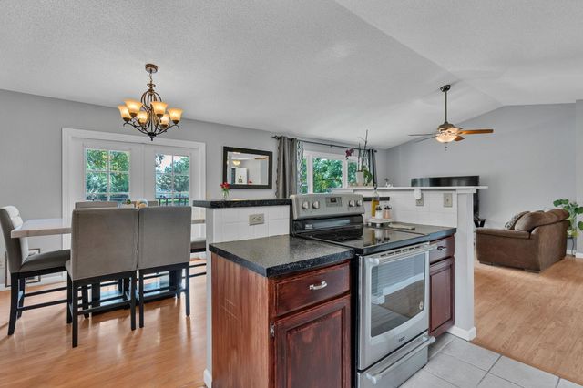 1833 N Shefford, Wichita, KS 67212