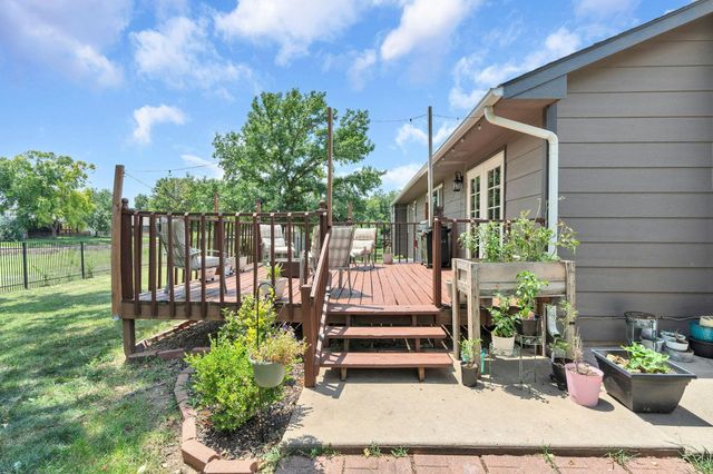 1833 N Shefford, Wichita, KS 67212