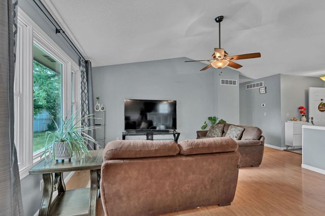 1833 N Shefford, Wichita, KS 67212