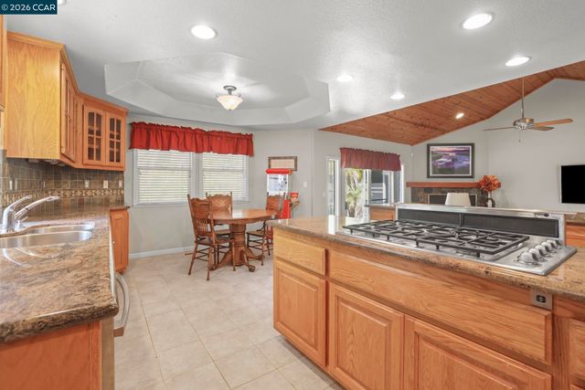 4321 Gold Run Dr, Oakley, CA 94561