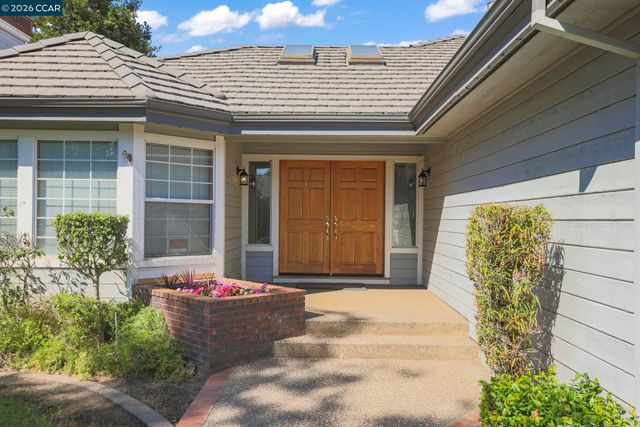 4321 Gold Run Dr, Oakley, CA 94561
