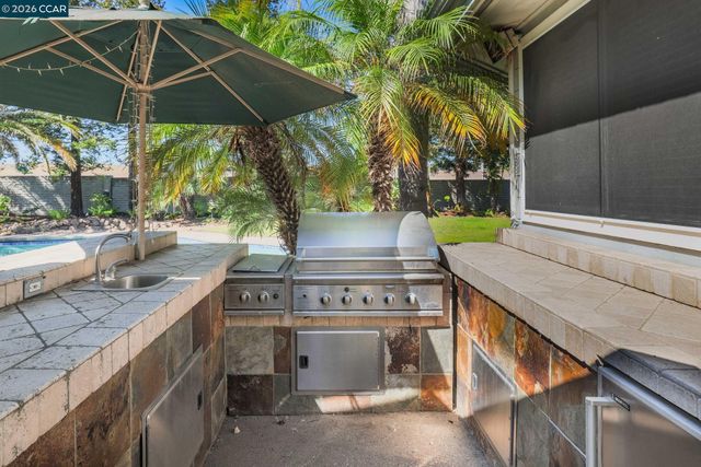 4321 Gold Run Dr, Oakley, CA 94561