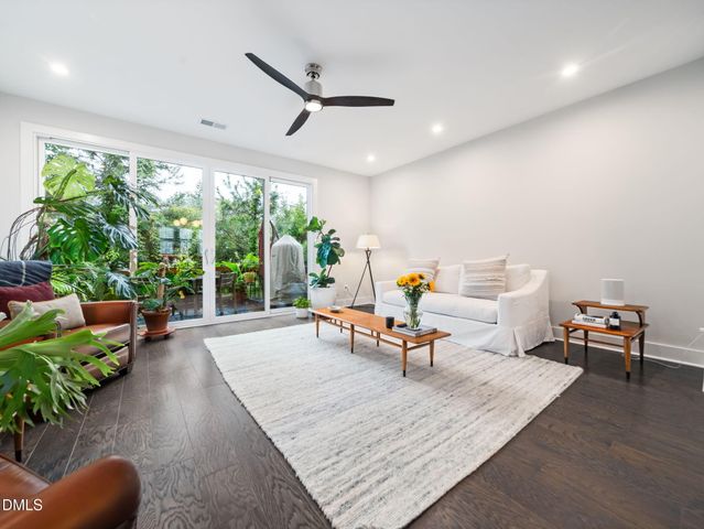 916 Waterside View Drive, Raleigh, NC 27606