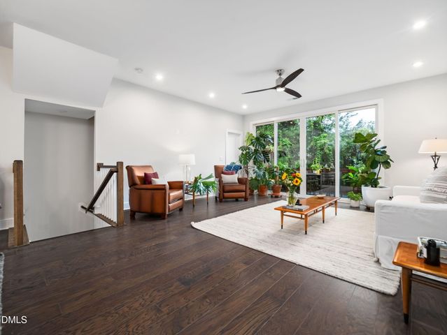 916 Waterside View Drive, Raleigh, NC 27606