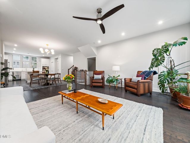 916 Waterside View Drive, Raleigh, NC 27606