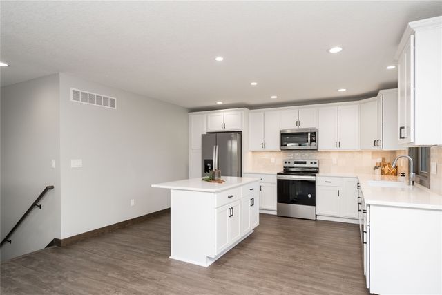 201 N 10th Street, Guthrie Center, IA 50115