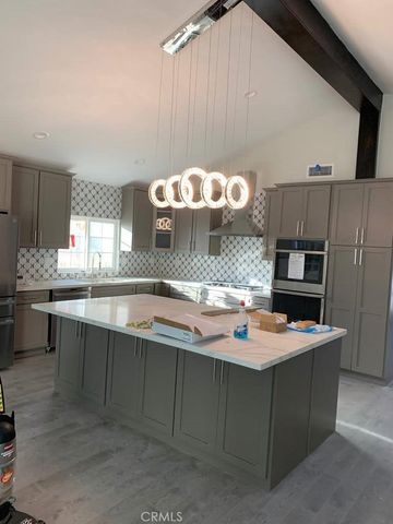 5442 W 76th Street, Westchester, CA 90045