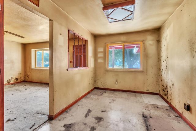 3266 Nareb St, Sacramento, CA 95838