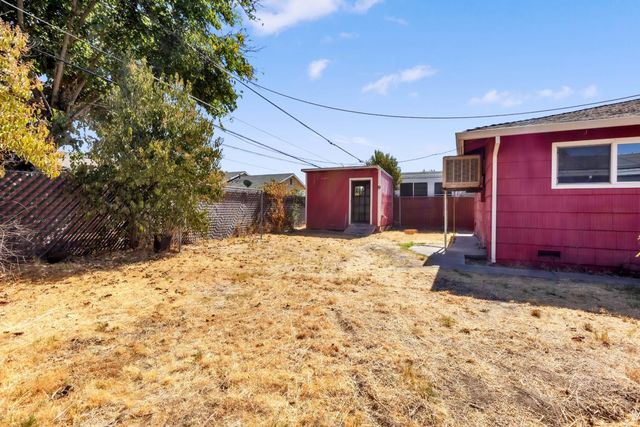3266 Nareb St, Sacramento, CA 95838