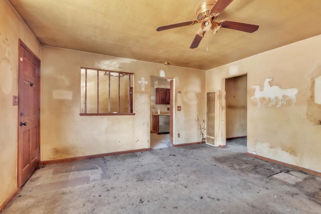 3266 Nareb St, Sacramento, CA 95838