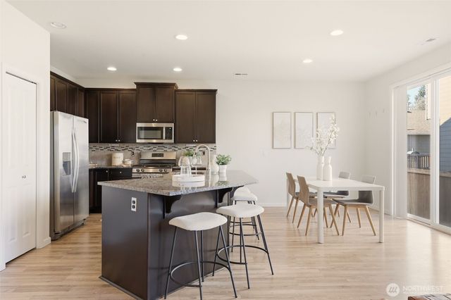 7539 18th Street SE, Lake Stevens, WA 98258