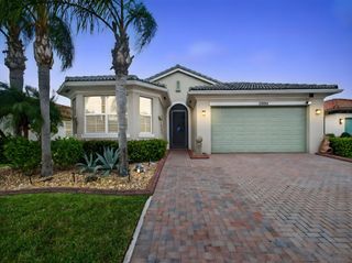 11894 SW Crestwood Circle, Port St Lucie, FL 34987