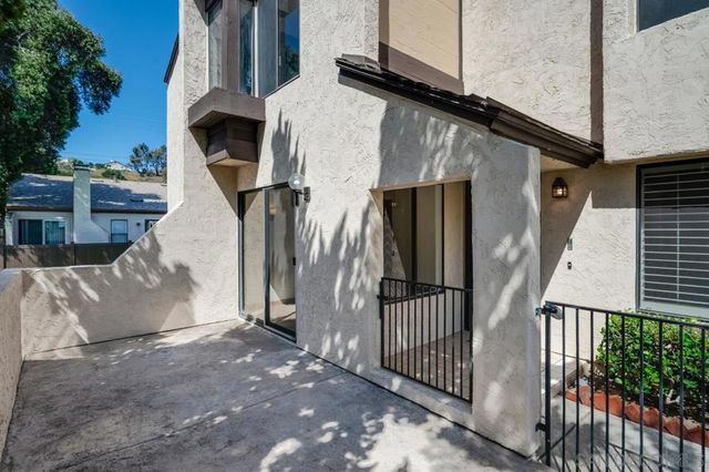 3030 Plaza Natalia, Bonita, CA 91902