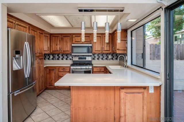 3030 Plaza Natalia, Bonita, CA 91902