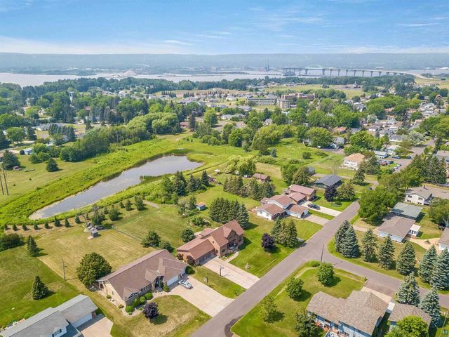 2301 Ohio Ave, Superior, WI 54880