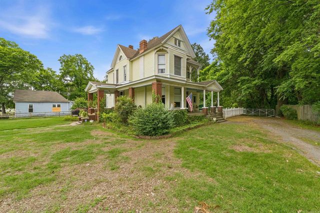 320 W 18th Street, North Little Rock, AR 72114