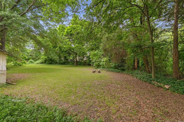 320 W 18th Street, North Little Rock, AR 72114