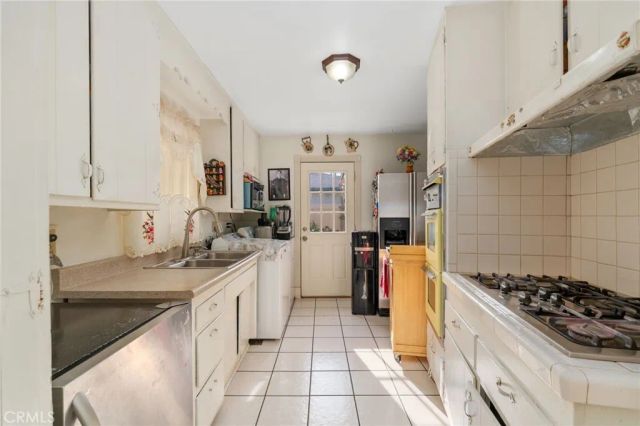 2417 Notre Dame, Pomona, CA 91766