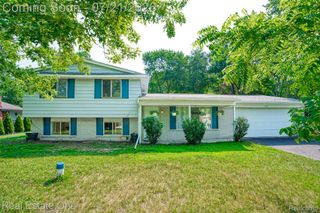 4069 Village Square, Brighton Township, MI 48114