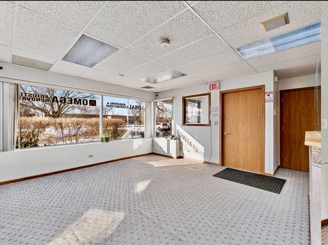 1937 Wright Boulevard C, Schaumburg, IL 60193