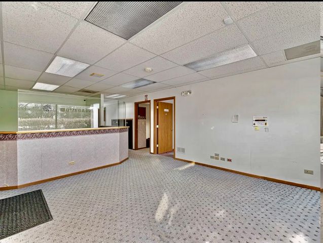 1937 Wright Boulevard C, Schaumburg, IL 60193