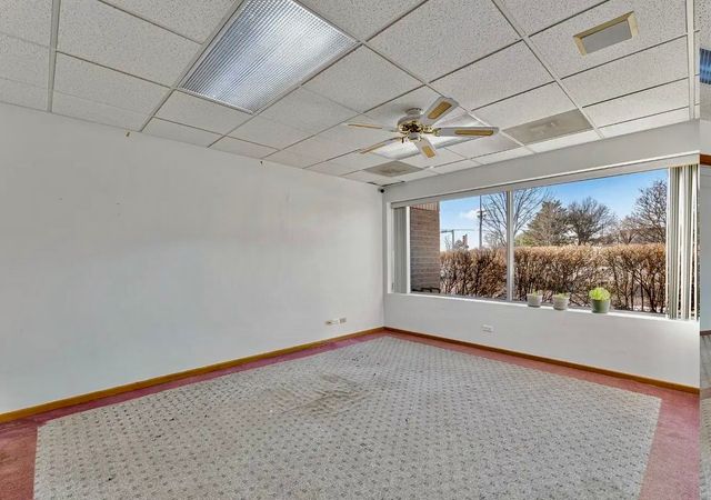 1937 Wright Boulevard C, Schaumburg, IL 60193
