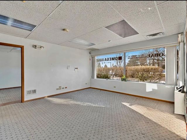 1937 Wright Boulevard C, Schaumburg, IL 60193