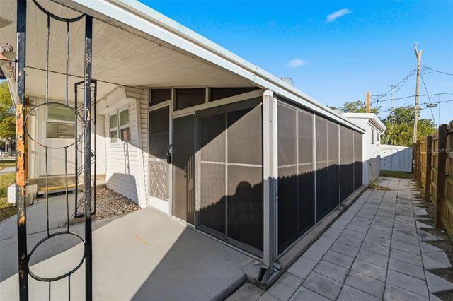 1934 SHADY COVE, Holiday, FL 34691