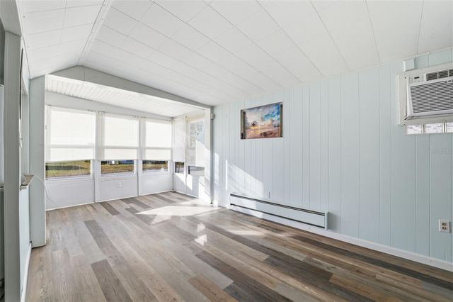 1934 SHADY COVE, Holiday, FL 34691