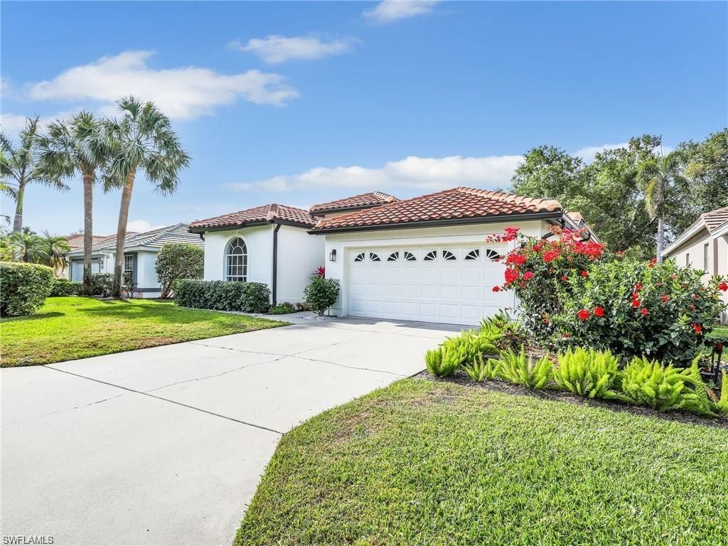 8850 Springwood CT, BONITA SPRINGS, FL 34135 — photo 4