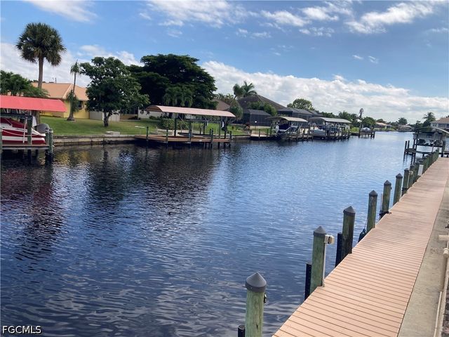4321 Country Club BLVD 101, Cape Coral, FL 33904