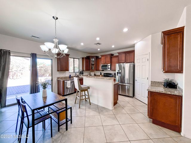 7287 E Heartwood Drive, Tucson, AZ 85756