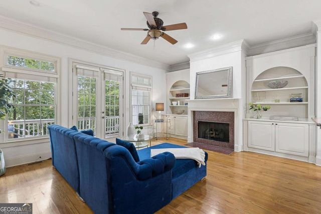 997 Pearl Point, Sandy Springs, GA 30328